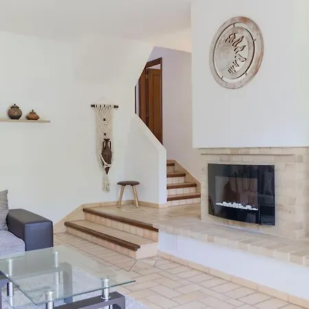 Da Vinci Salgados-guia-algarve * Αλμπουφέιρα